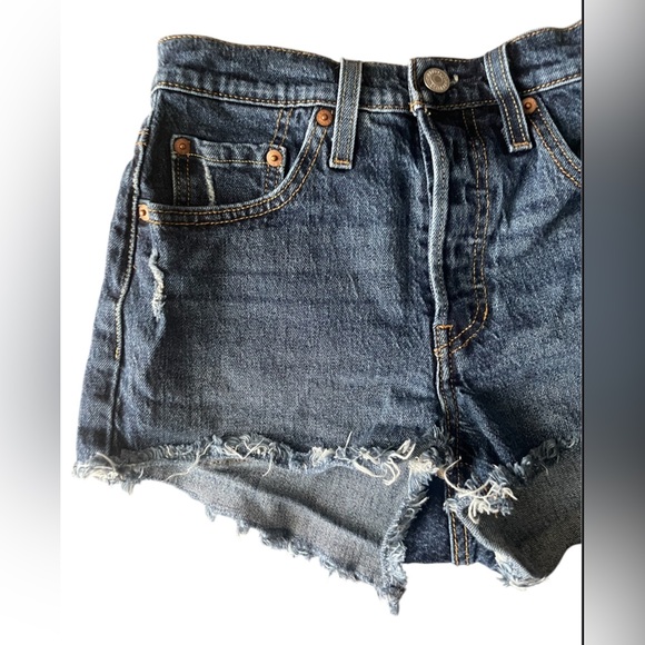 Levi’s 501 ,,Stylish Women's Denim Shorts - Light Blue and Dark Blue - Picture 5 of 16